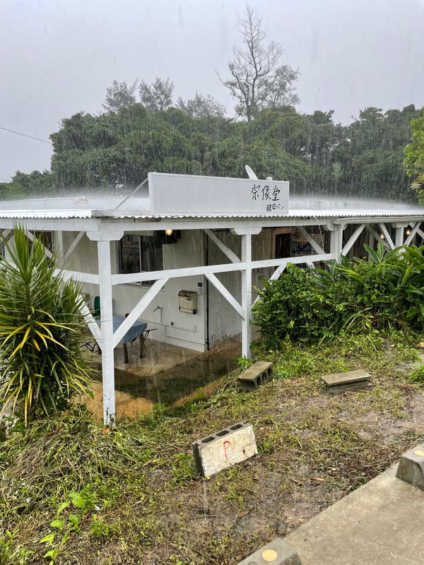 日本・沖縄県「沖縄」の写真：記録的豪雨