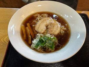 高山/飛騨/白川郷グルメ
飛騨牛朴葉焼き、高山ラーメン、飛騨そば、三角ティラミス