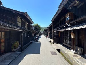 高山観光
宮川朝市、古い町並、みっふぃーおやつ堂、高山陣屋