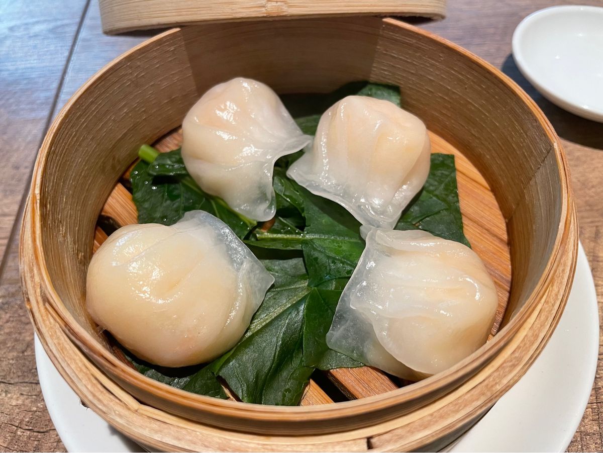 広東家庭料理のお店愛群。この店名物の牛バラの煮込みが美味しかった。