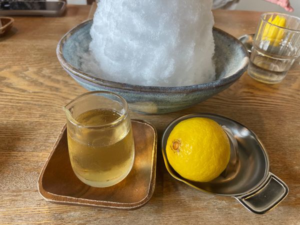 日本・松島「2023年仙台・松島・平泉」の写真：松島を望むカフェで一休み。ハチミツレモン...