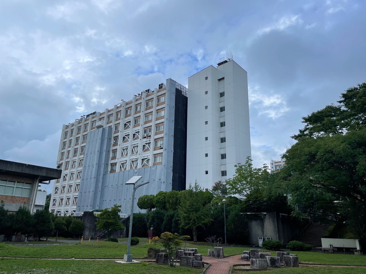 懐かしい母校にも立ち寄ってきました。お盆休みなので閑散としてました。