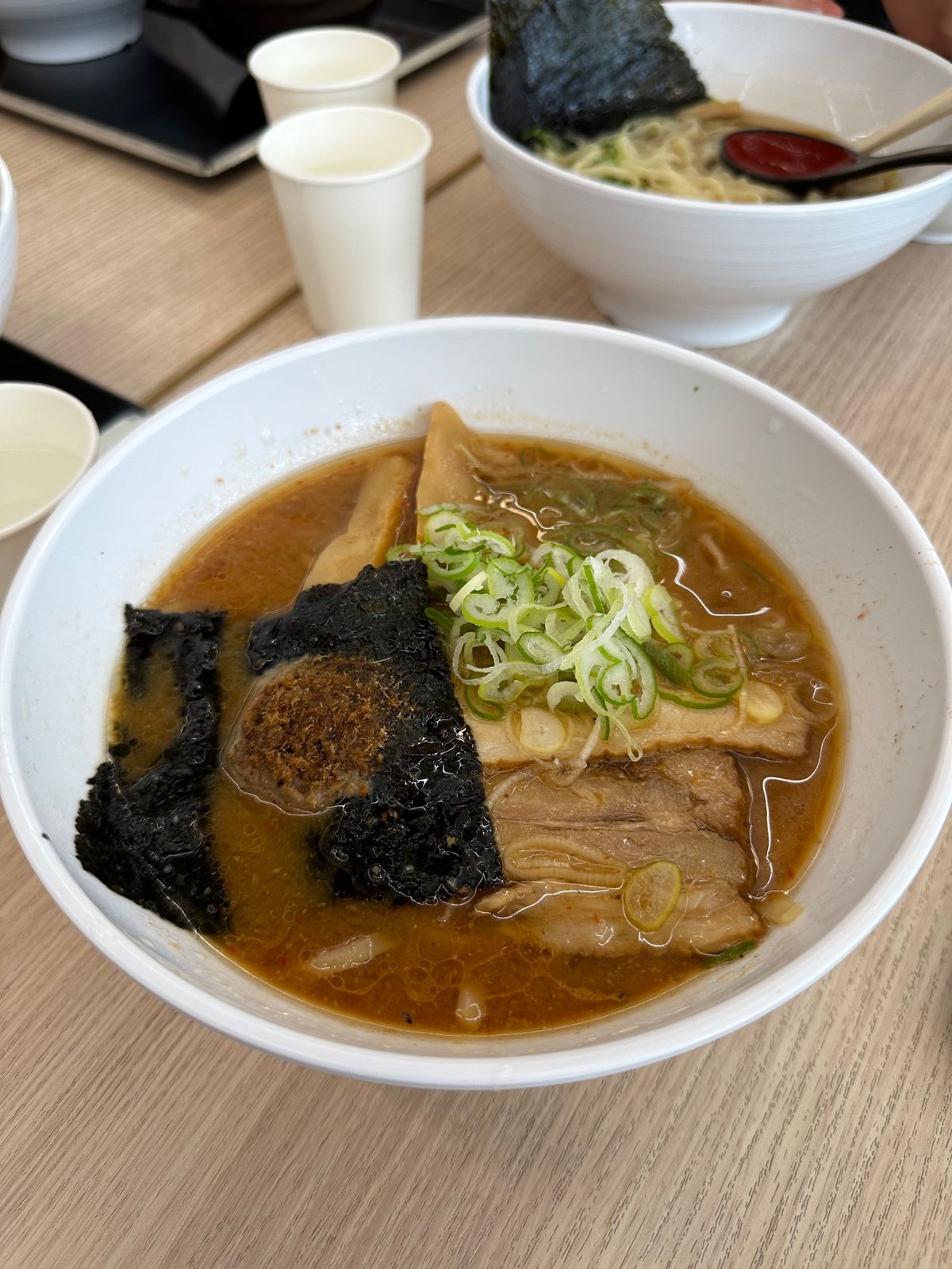 都内から50分ほど高速に乗り「酒々井」サービスエリアへ

めちゃくちゃ綺麗...