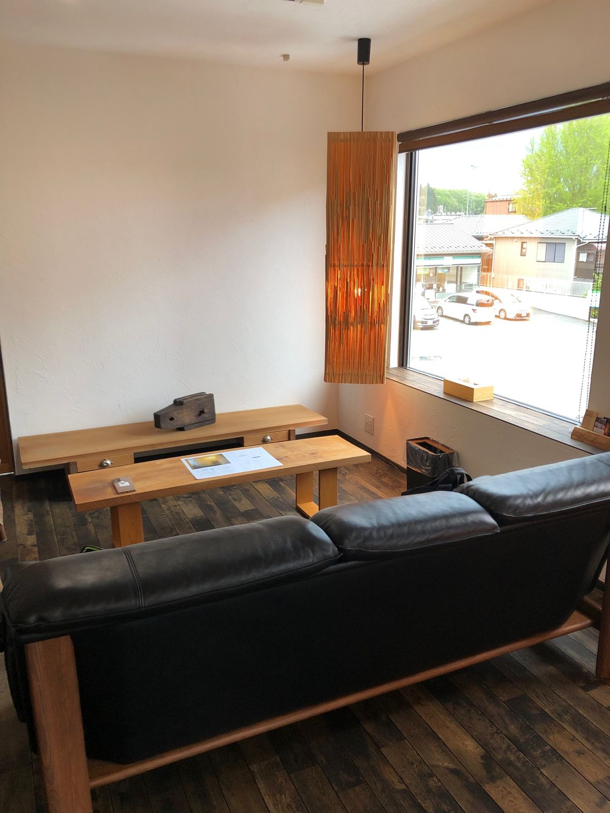 日光駅近くのお宿   【日光松原の宿 而今】
一棟貸しで広くて、木の温もり...