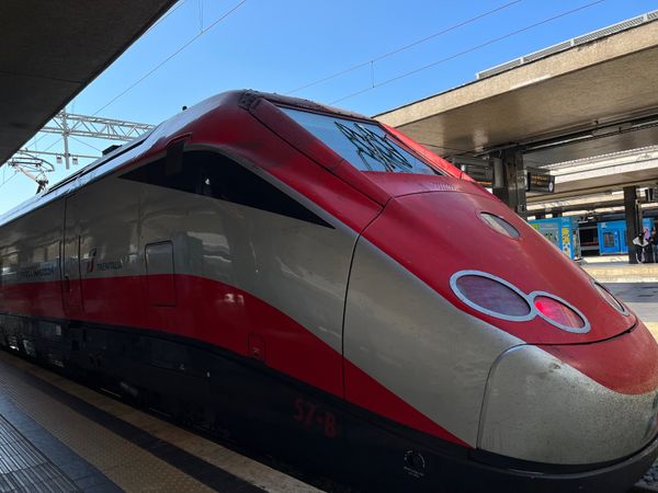 イタリア・ナポリ「NAP🚈」の写真
