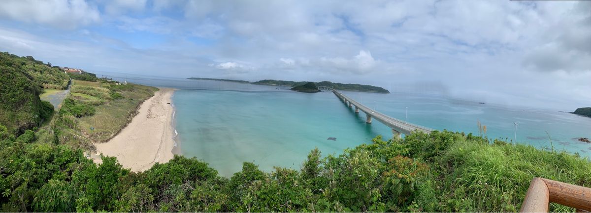 玄界灘のイカ🦑
七ツ釜
角島大橋
海中魚処萬坊