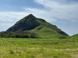 二つ亀、大野亀
佐渡島北東側の景勝地