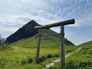 二つ亀、大野亀
佐渡島北東側の景勝地