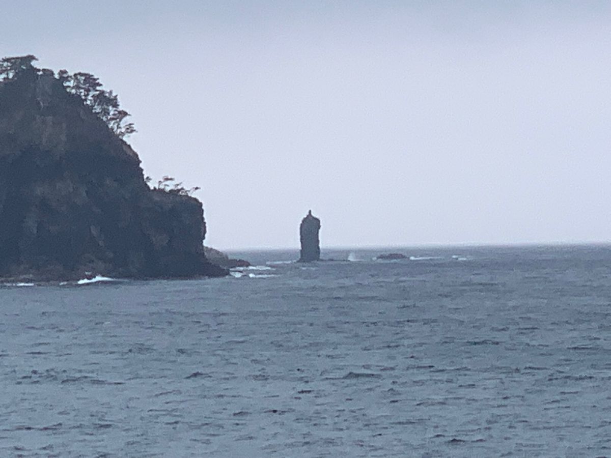 隠岐の島、壇鏡の滝、ロウソク島