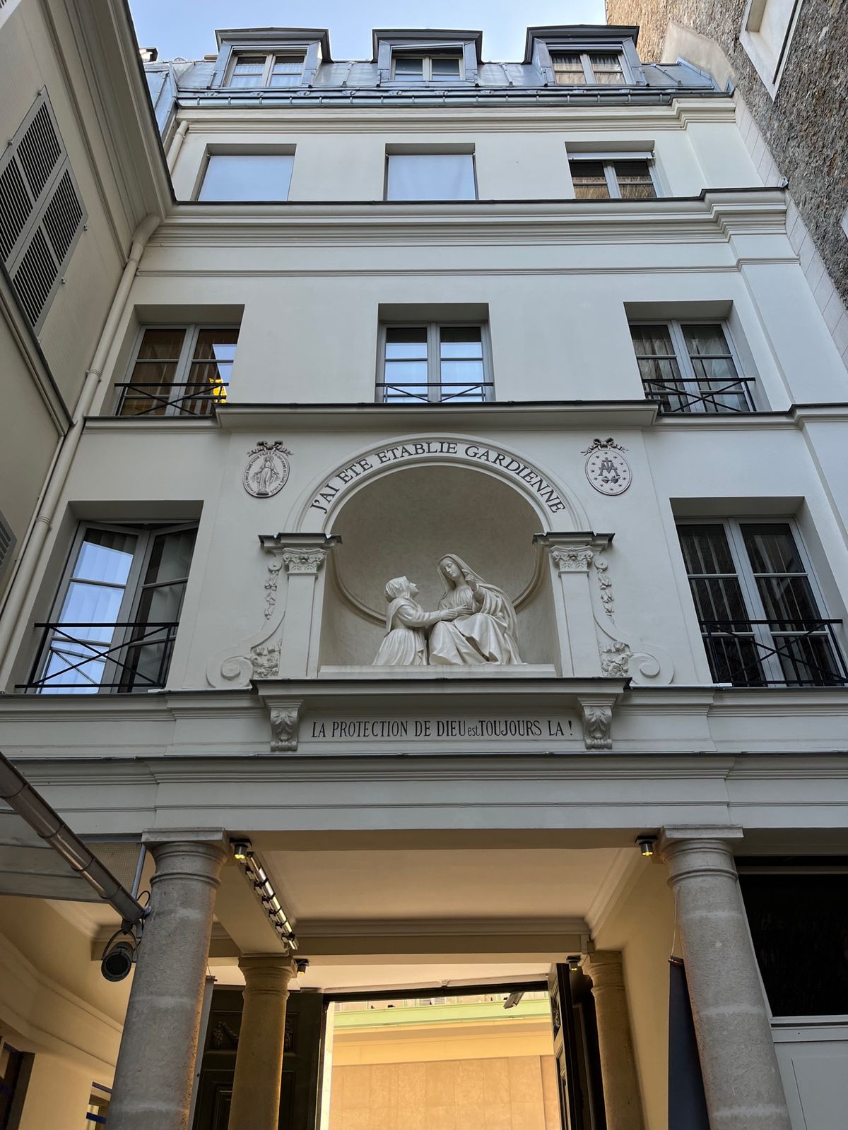 Chapelle Notre-Dame de la Médaille Mi...