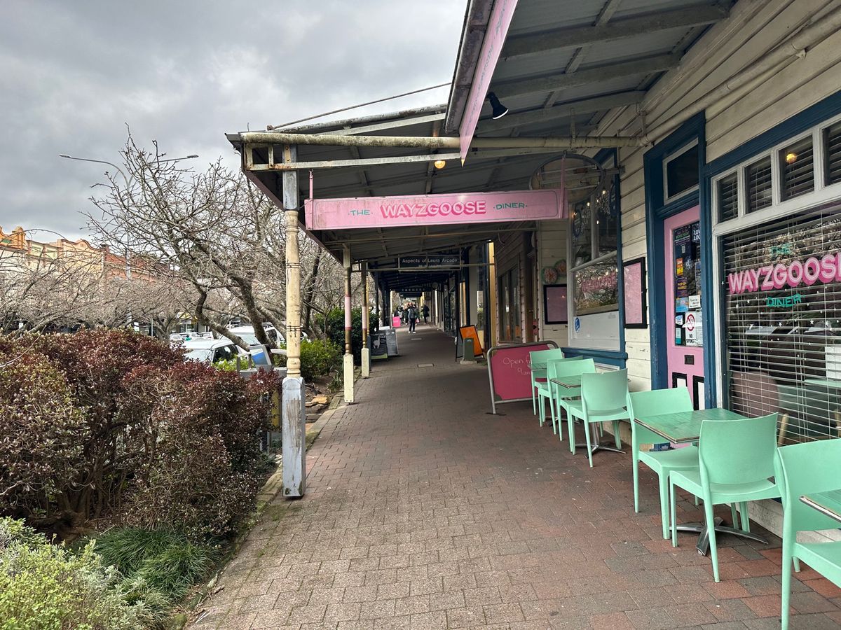 8/13昼
世界遺産ブルーマウンテン、スリーシスターズ
シーニックワールド...