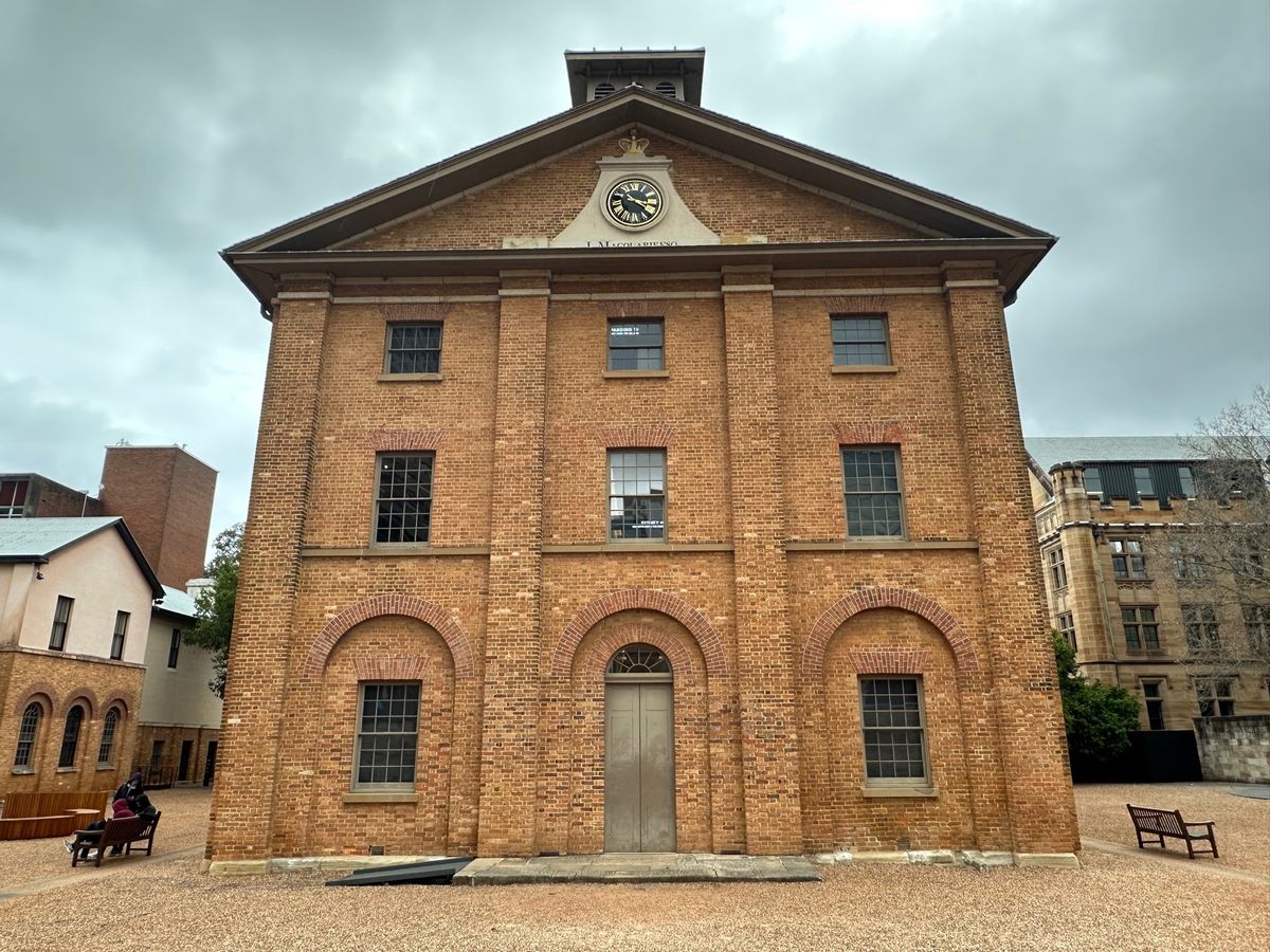 8/13夜
クルーズ参加でオペラハウスとoz料理
世界遺産ハイドパークバラ...