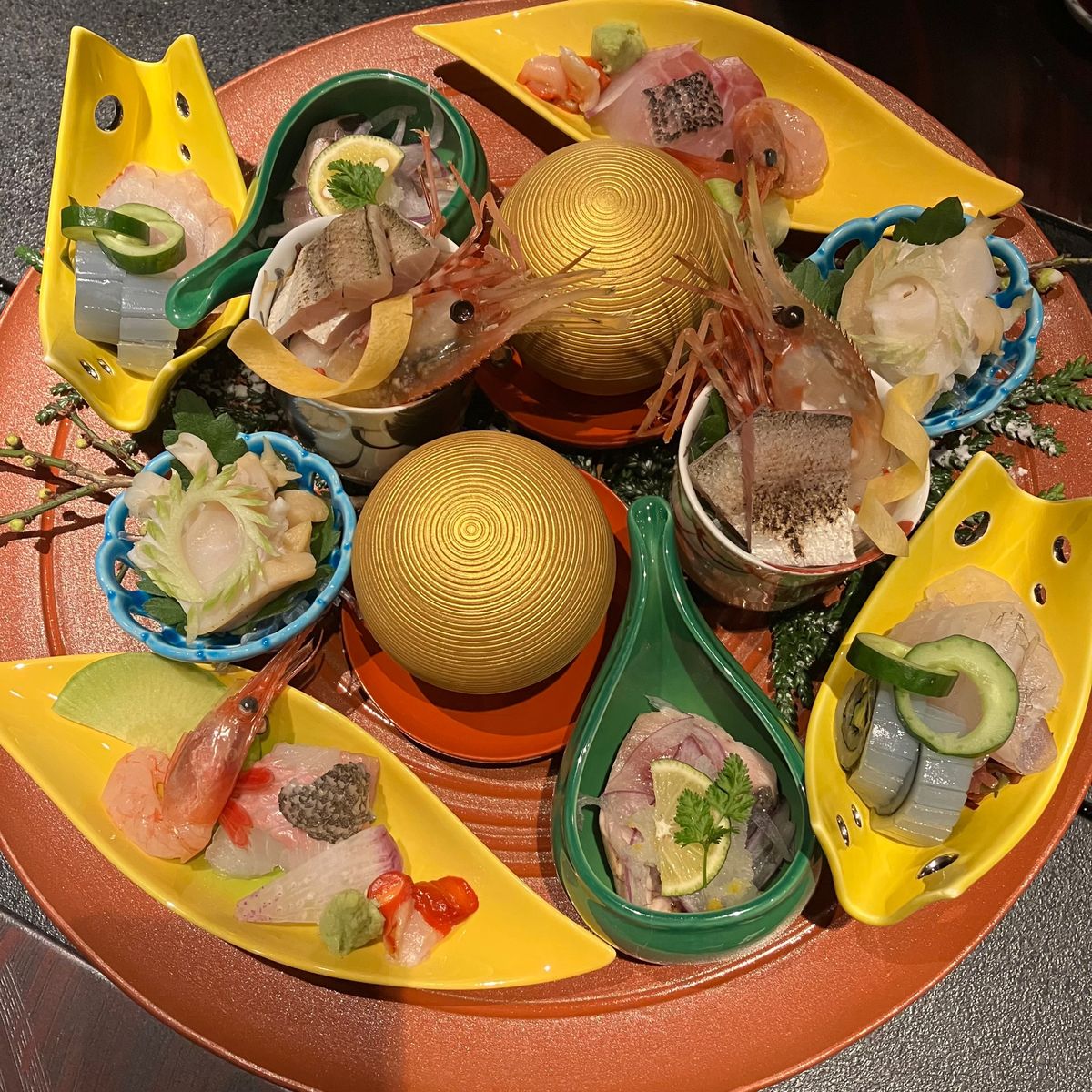 ごはん。
夜ごはんと朝ごはん。
特にお刺身が楽しみです♡
北陸の魚最高🐟