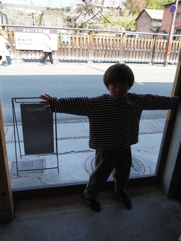 日本・高山「岐阜県（春の飛騨高山帰省）」の写真：甥っ子と高山観光。
名前忘れたけど素敵な...