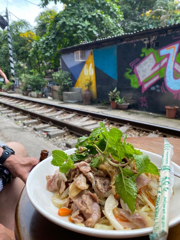 ベトナム・ハノイ「ベトナム旅行🇻🇳ハノイ」の写真：3日目🍚多分チェーの氷かドリアンでお腹壊...