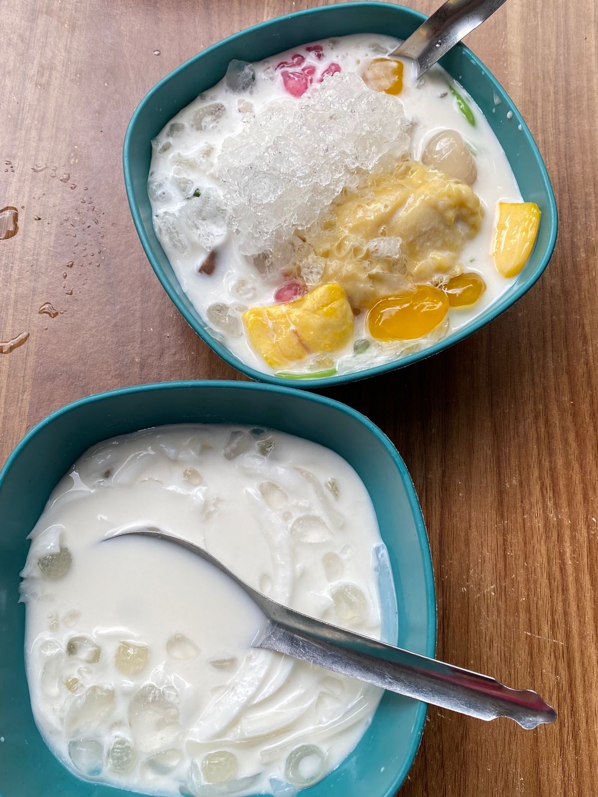 3日目🍚多分チェーの氷かドリアンでお腹壊した
バインミーは多分パクチー入っ...