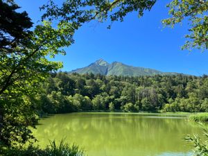 白い恋人の山、利尻富士、雲がとても綺麗な島でした✨