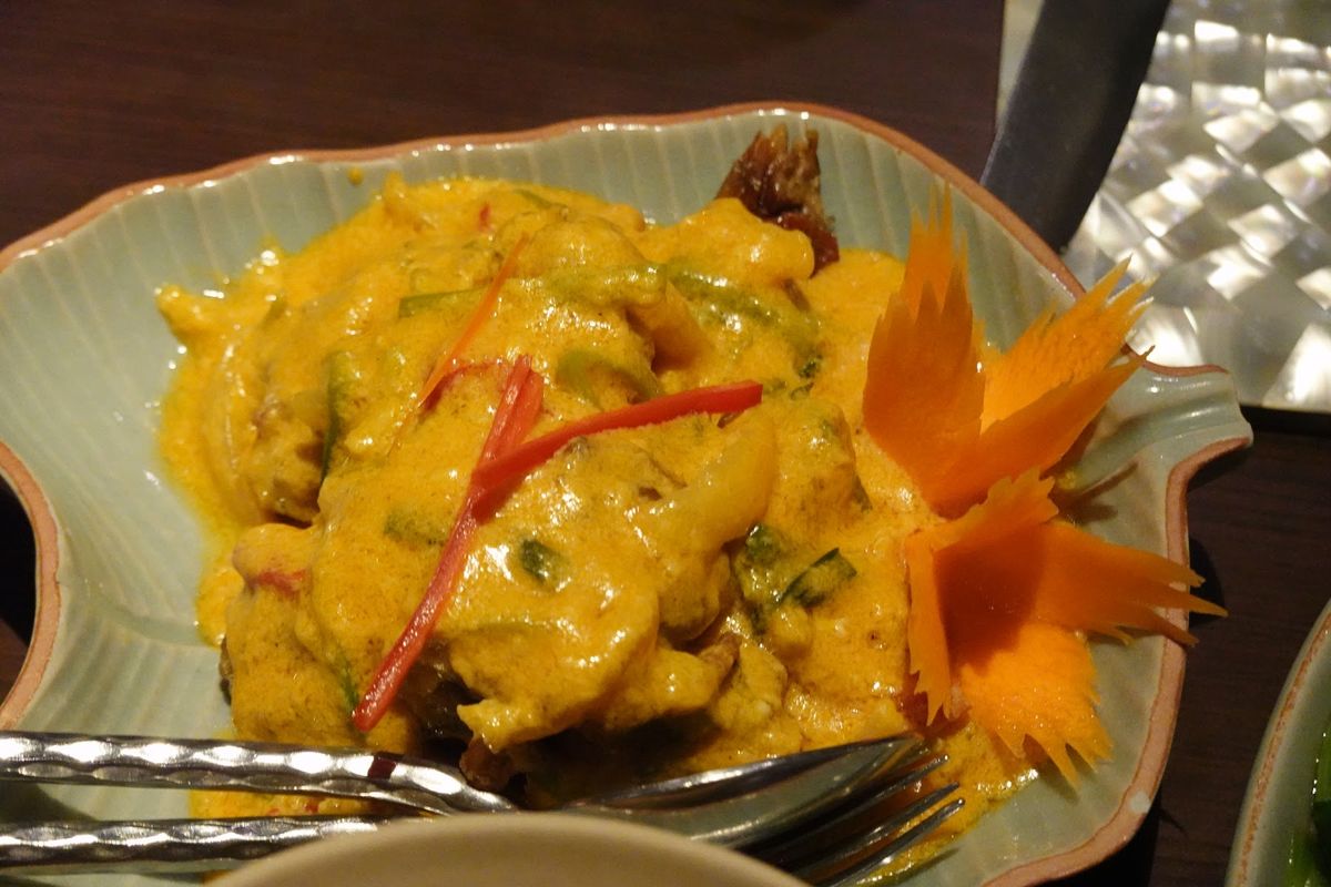 タイの友人（日本人）と夜ご飯

トンロー駅近くの
『Baan Khanit...