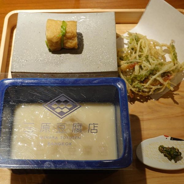 タイ・バンコク「とりあえずタイ」の写真：夜はタイの友人と三原豆腐店へ

三原豆腐...