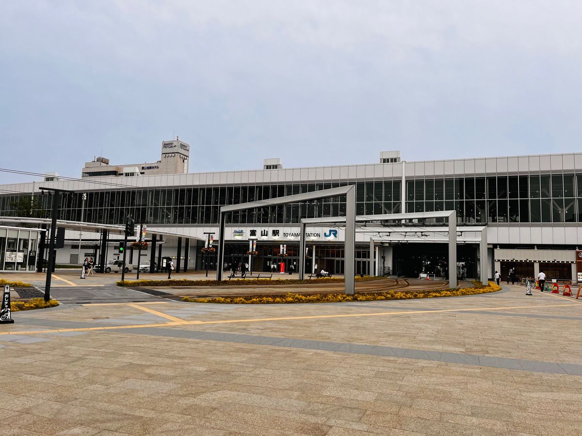 牡蠣尽と世界一美しいスタバに行ってきたー！