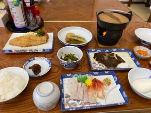 礼文島では『民宿海憧』さんにお世話になりました。ご飯が美味しかった😋
宿の...