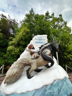 串カツ
14時から入園できるためマリオハズレて入れず

モンハン　前回シス...