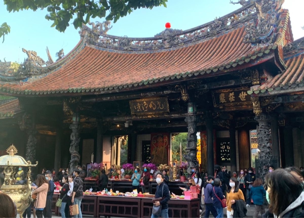 六合夜市(屋台)行きました〜

アチコチに占い師🔮⁉️