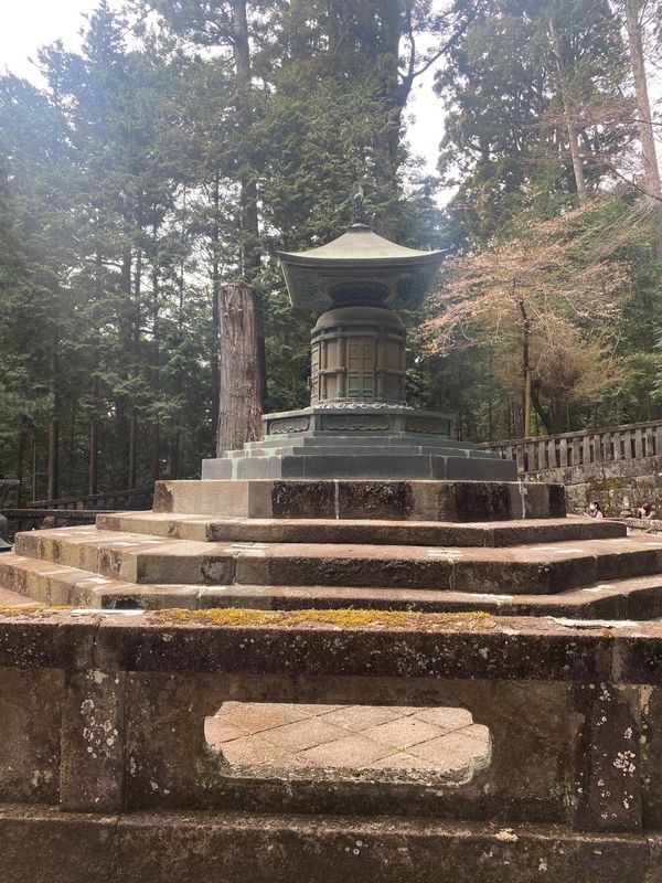 日本・日光東照宮「世界遺産・日光二社一寺の旅」の写真：先ずは東照宮の中です。