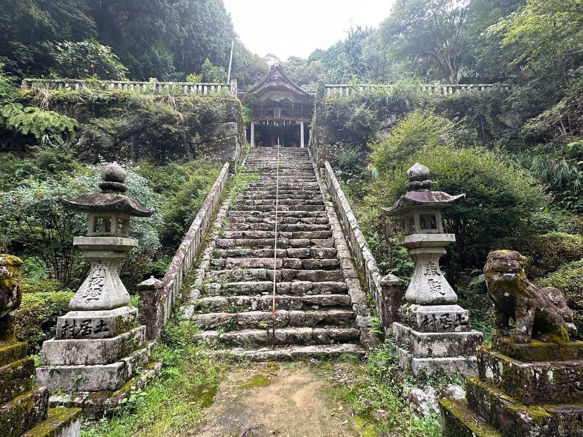 FDAのパープルジェットで高知へ
神峯神社と神峯寺
輝ぽーと安田で高知料理