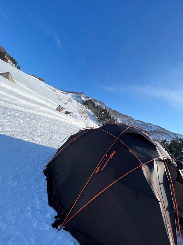日本・新潟県「新潟十日町雪上キャンプ」の写真：雪の上のキャンプは最高で
子供達はずっと...