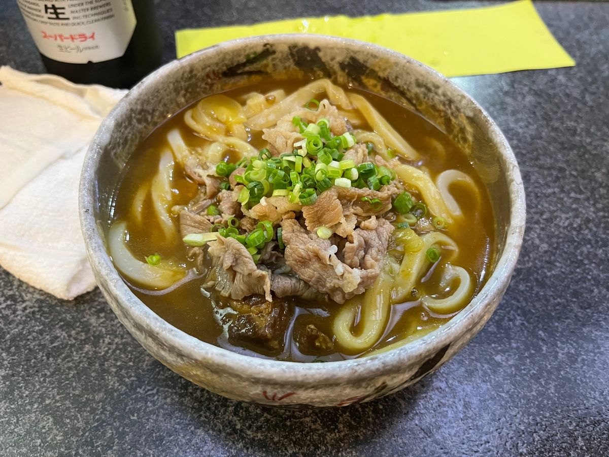 鶴丸うどん　カレーうどん
上原屋本店　かけうどん
うどんバカ一代　釜玉バタ...