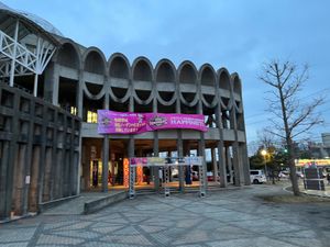 ジンギスカンを食べ
秘湯である乳頭温泉の鶴の湯に行き
夜はノーザンハピネッ...