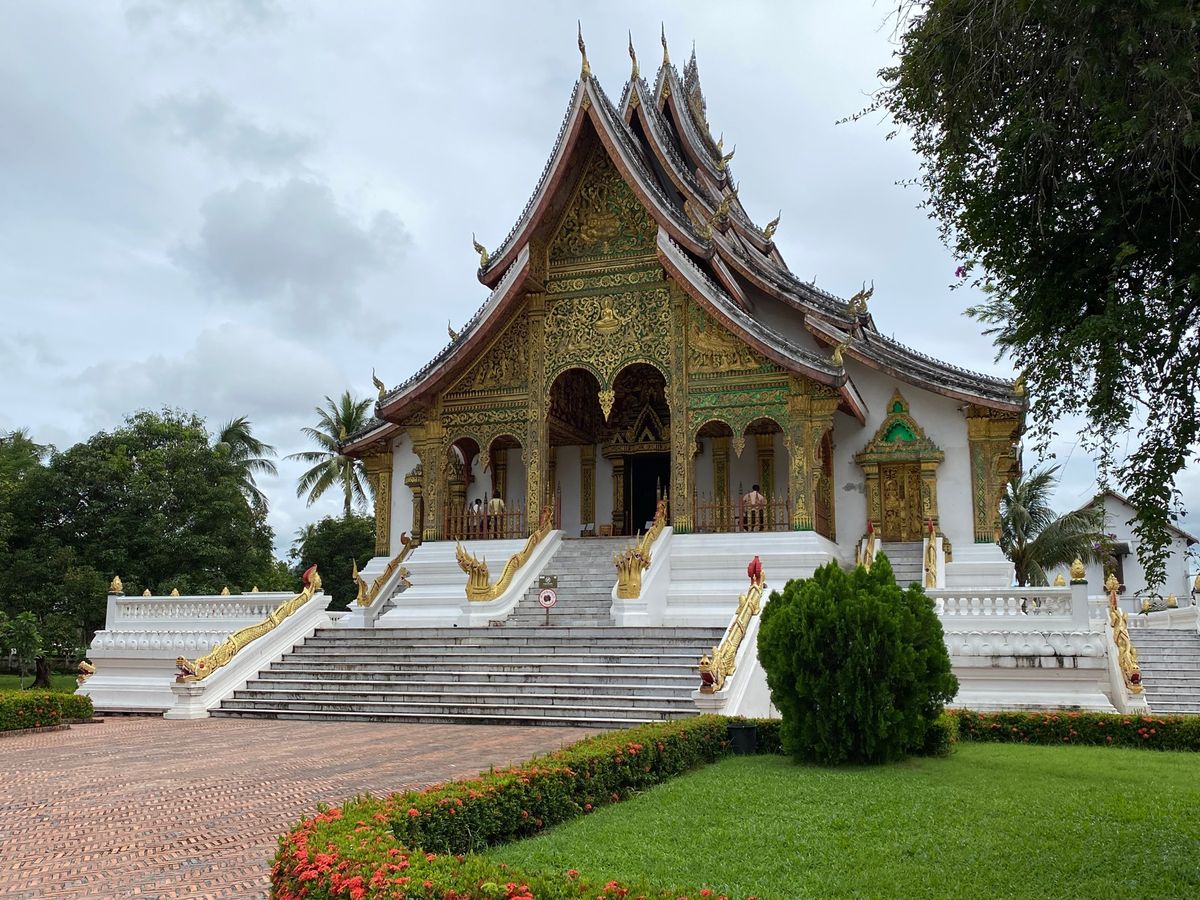 5日目。
朝食後、写真を撮りながら街歩き。友達にお土産を渡しに行ったり、モ...