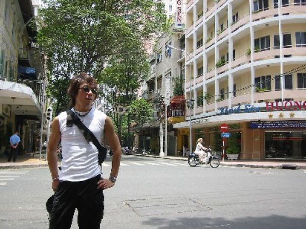 ベトナム・ホーチミン「男女3人アンコールワット旅行」の写真