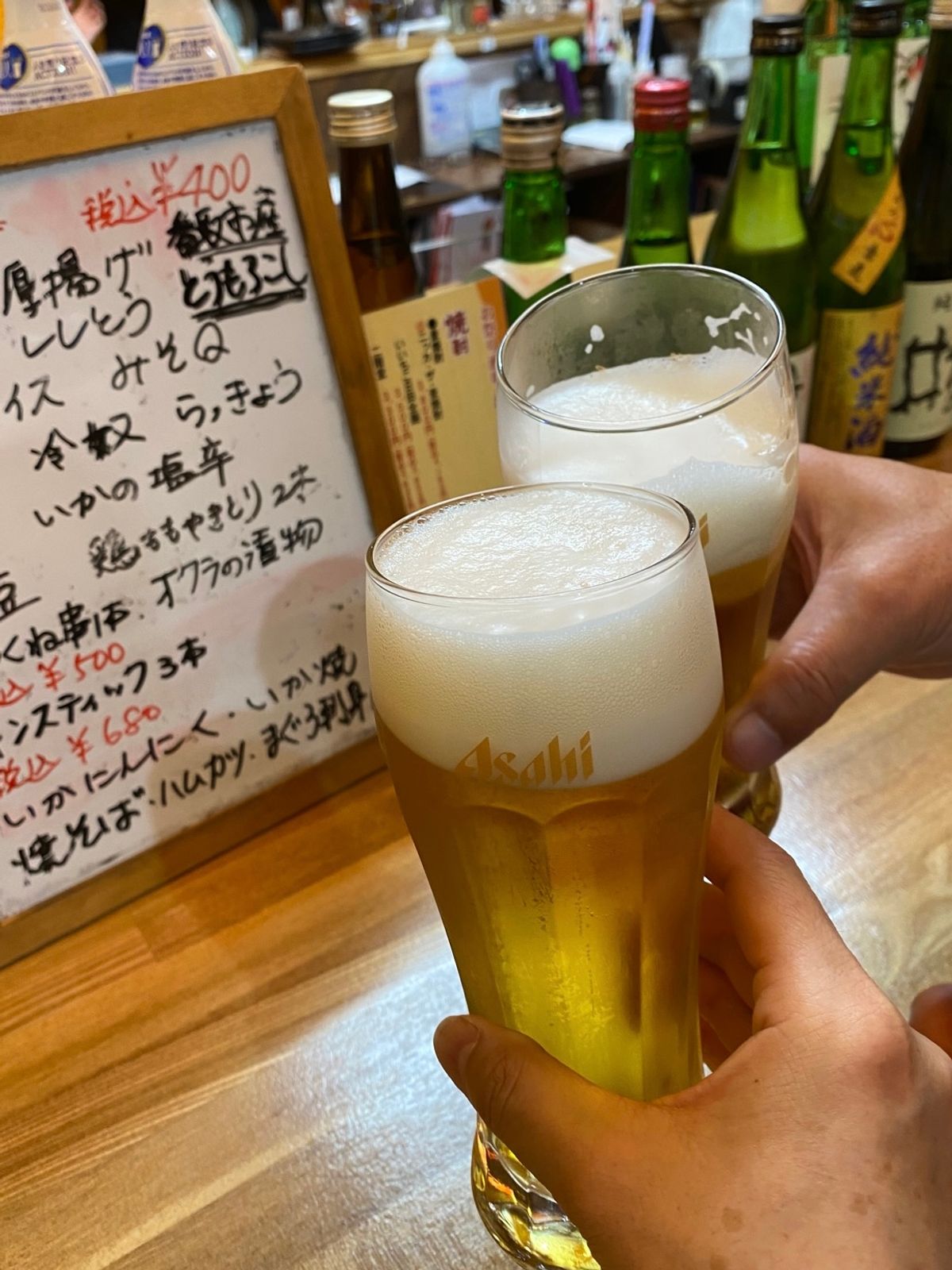 急遽、宿泊決めて、ちょうど祭り最終日の佐原。駅前の居酒屋さんで、地元の方と...