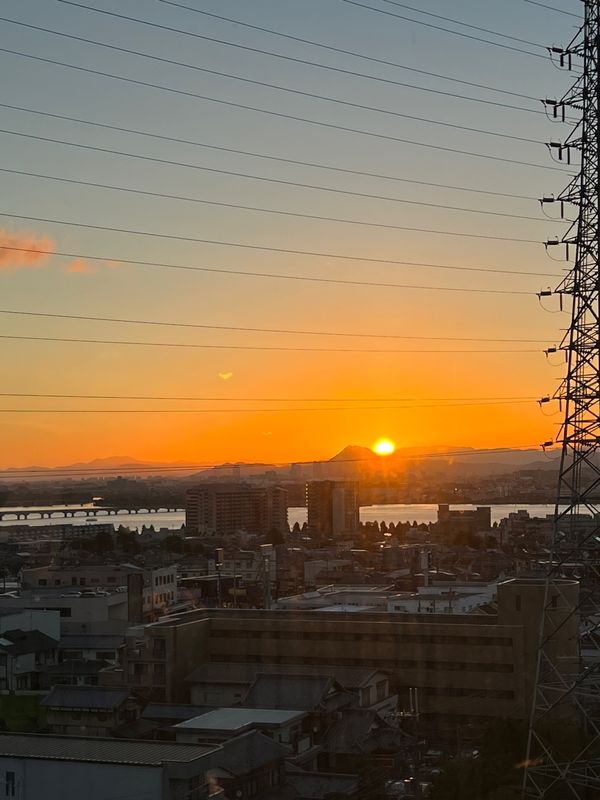 「旅行じゃ無いけど入院です。」の写真：滋賀病院からの眺めは最高です。
皆さんは...