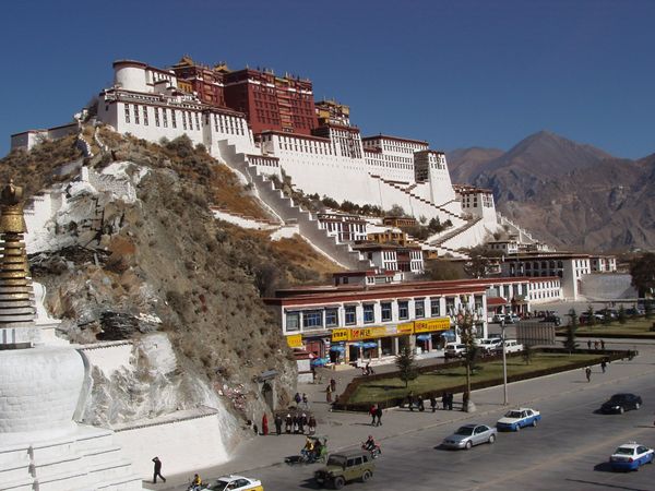 中国・成都「西域街道大周遊」の写真