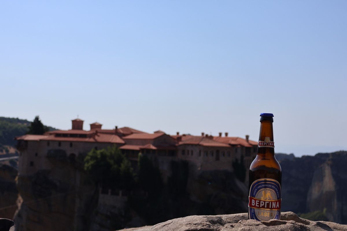 メテオラの修道院見て来ました。似たような写真ばっかだけど💦
日中の暑さ死に...