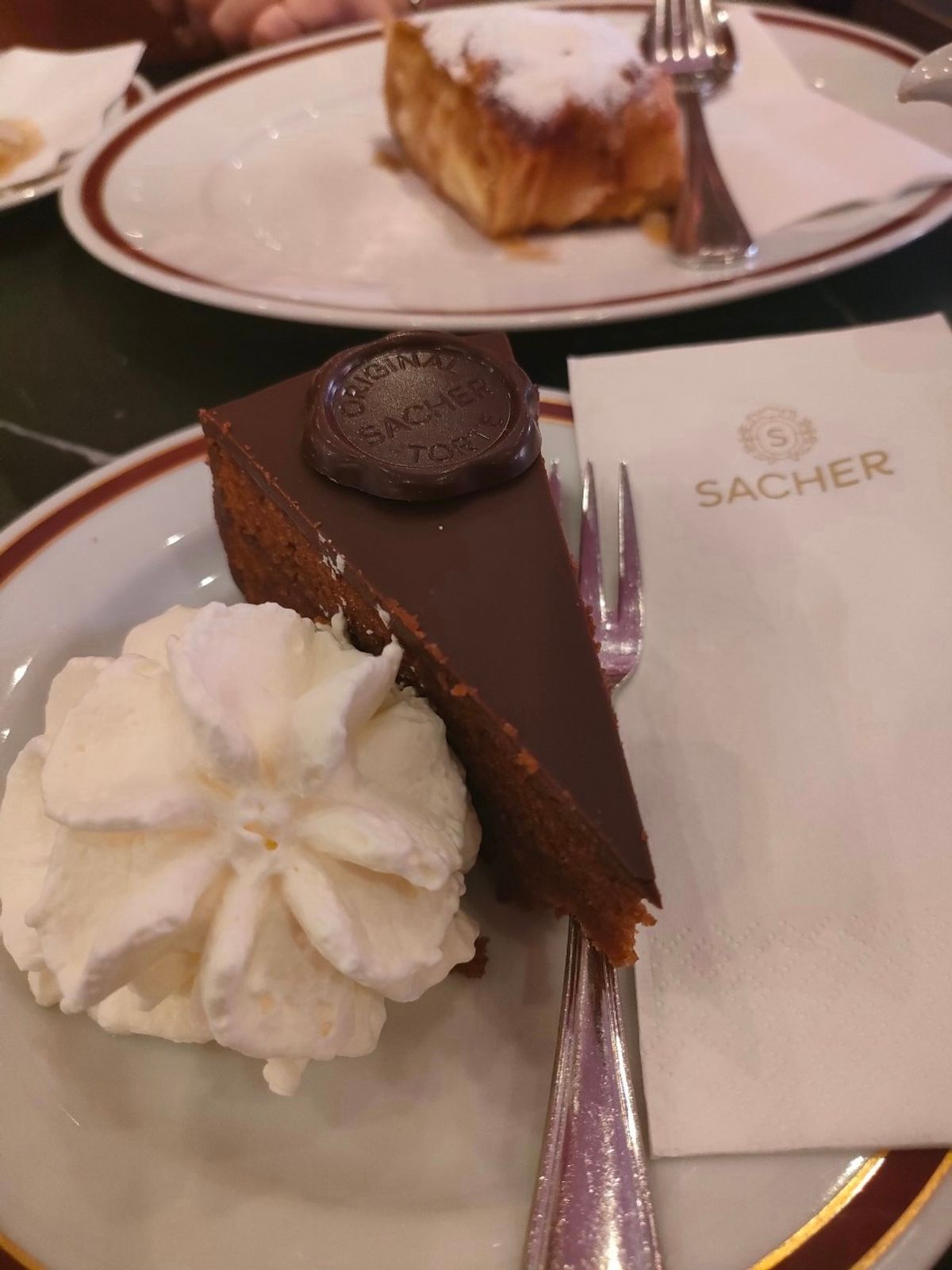 オリジナルのザッハトルテ