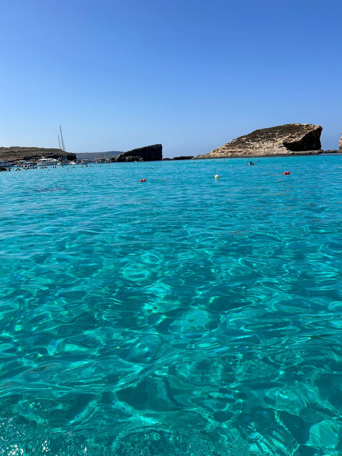 ゴゾ島のブルーラグーン