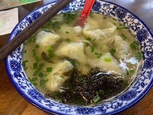 蘇州では雲呑
帰って来て上海で何故か蘇州ラーメン🍜

出国時はキャセイラウ...