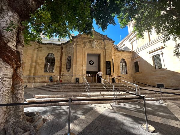 マルタ・ラバト「マルタ」の写真