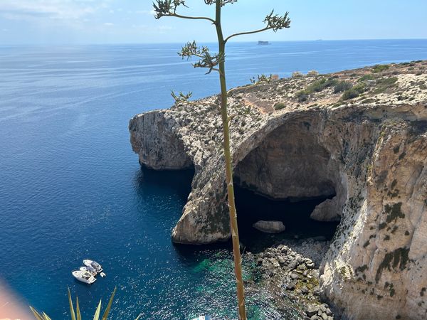 マルタ・ラバト「マルタ」の写真：青の洞門。