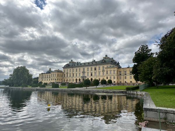 オランダ・Amsterdam「NRT ✈︎ HKG ✈︎ AMS ✈︎ BGO ✈︎ ARN ✈︎ AMS ✈︎ HKG ✈︎ NRT」の写真：世界遺産ドロットニングホルム宮殿