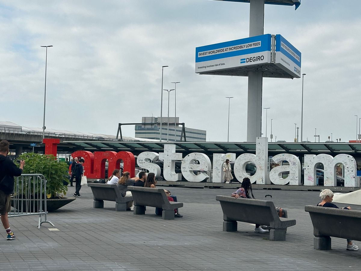 ARN ✈︎ AMS ✈︎ HKG
北欧の夕焼けは本当に美しい、
