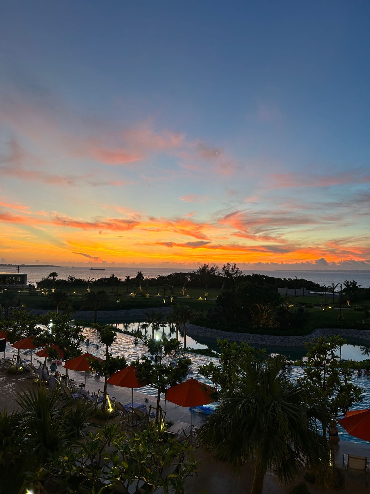 瀬底ビーチ、ヒルトン瀬底でのサンセット、ハイアットリージェンシー瀬良垣のプ...