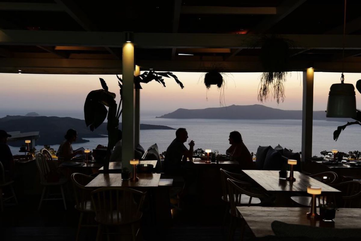 サントリーニ島