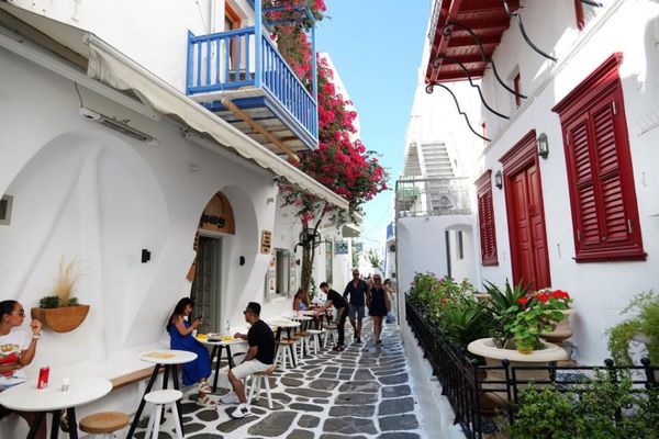 スウェーデン・マルメ「夏休みギリシャ旅」の写真：ギリシャのミコノス島の街並み