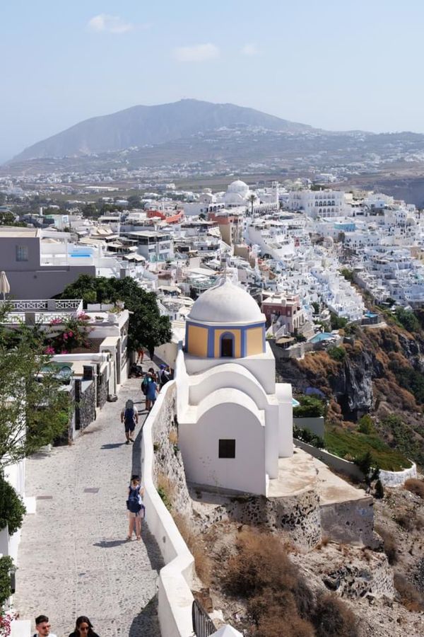 スウェーデン・マルメ「夏休みギリシャ旅」の写真：サントリーニ島の風景