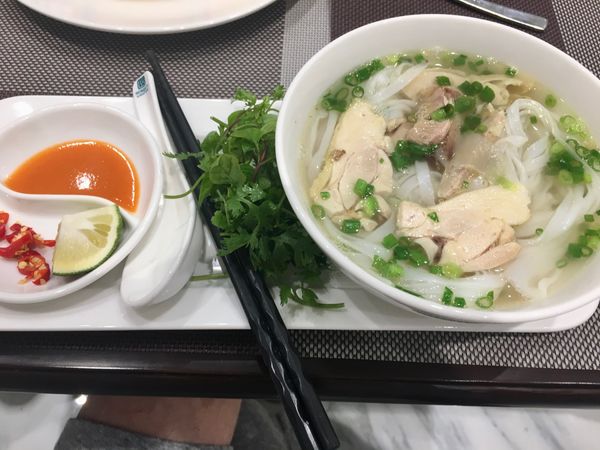 香港・赤鱲角 Chek Lap Kok「NRT ✈︎ HKG ✈︎ HAN ✈︎ HKG ✈︎ NRT」の写真：ホテルでの朝食😋

フォーがとても美味し...